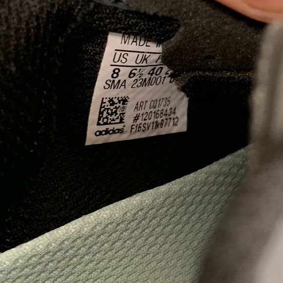 EUC- Adidas Outdoor Women's Terrex - Picture 3 of 8